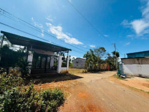 Chính chủ ra hàng lốc 7 lô đất vị trí đẹp trên trục Đại lộ Võ Nguyên Giáp, thuộc trung tâm Buôn Ma Thuột. Khu vực phát triển mạnh, thích hợp ở hoặc kinh doanh – đầu tư lâu dài.